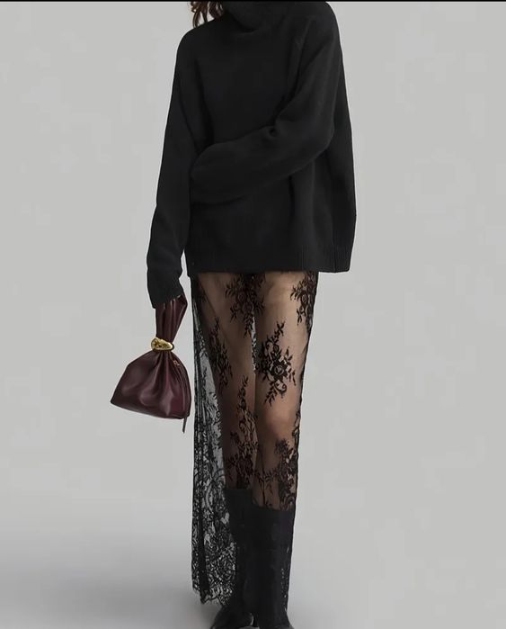 Юбка гипюровая  46 размер