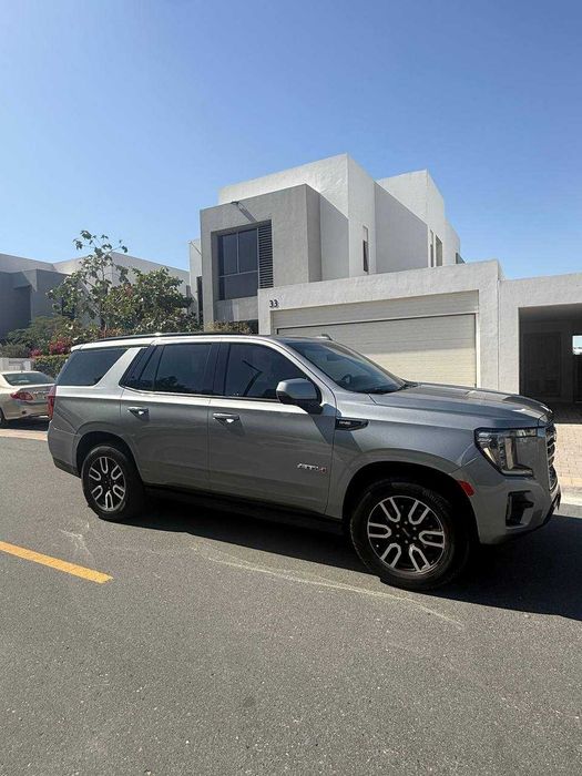 GMC YUKON Авто в хорошем состоянии, обслуживался официальным дилером