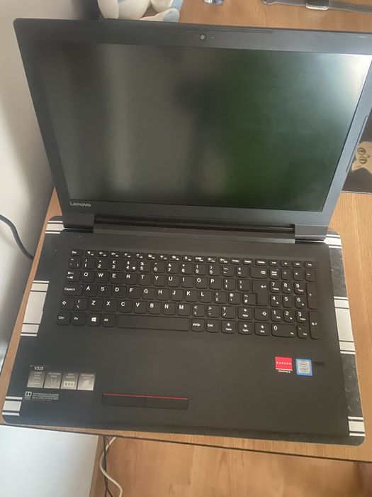 Vand sau schimb urgent Leptop Lenovo