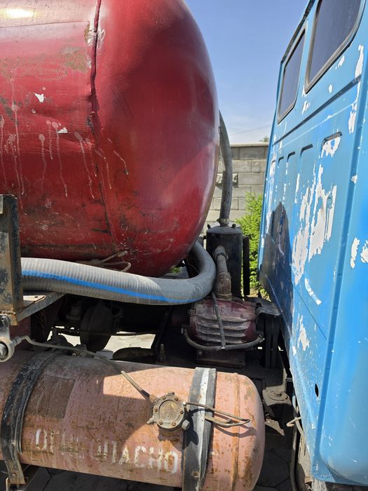Надежный ассенизатор ГАЗ-3307/3309 с бочкой 4 м³ в рабочем состоянии!