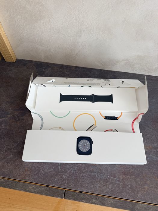 Apple Watch Series 8 45mm Cellular – Midnight, arată ca nou