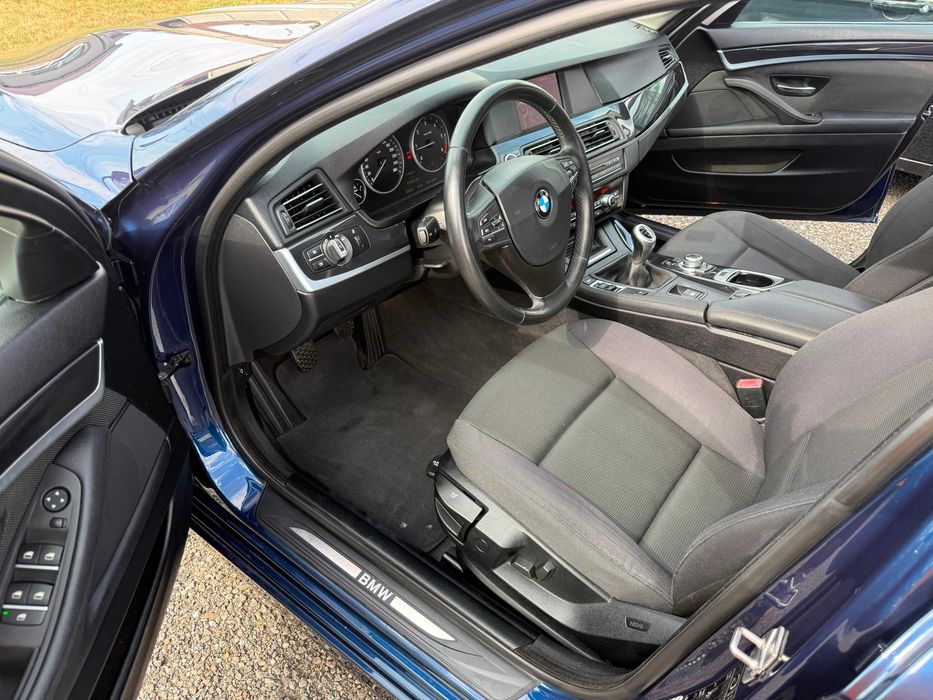 BMW 5 Series 2011 — imagine 5