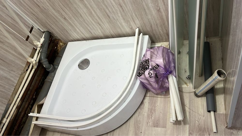 Душевая кабинка