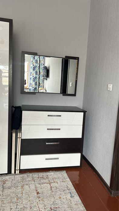 Продается шифоньер и комод