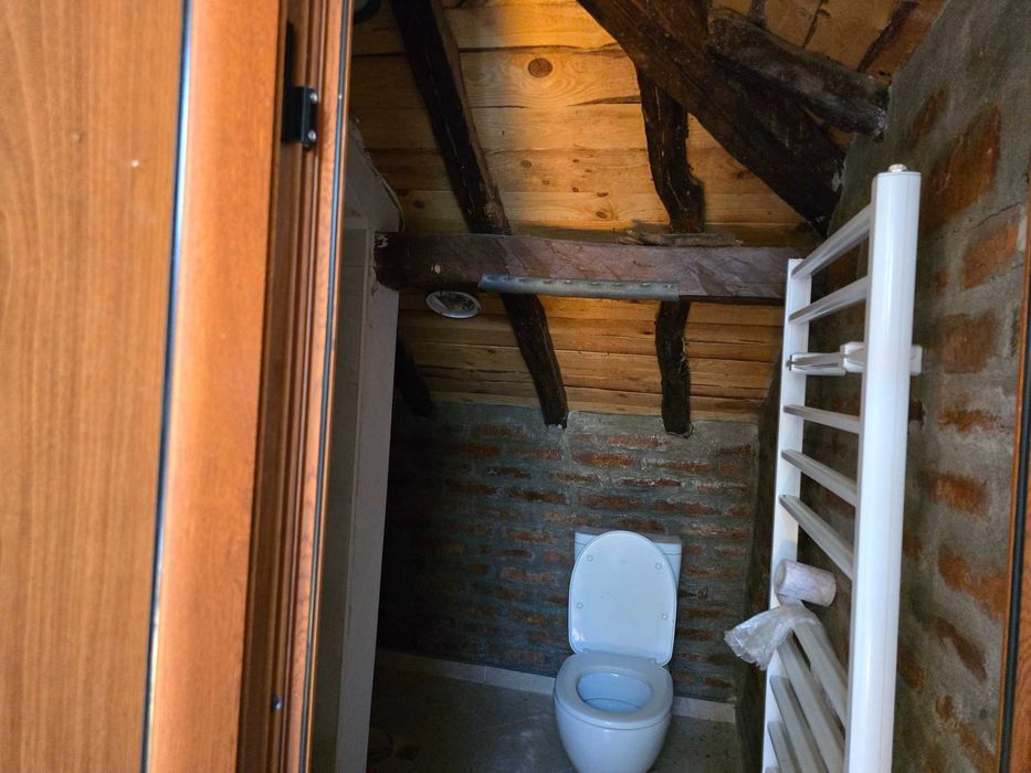 Реновирана къща  с гледка   в с. Гостилица / област Габрово