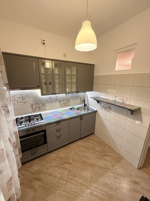 Inchiriez Apartament 2 camere ,Proprietar pe Basarabia sector 2