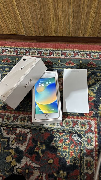 Iphone 8 plus 64 gold