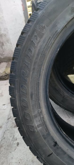 Продам комплект зимних шин, колёс!
