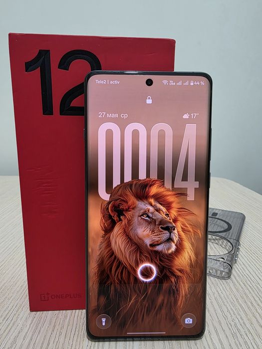 One Plus 12 продам или обмен