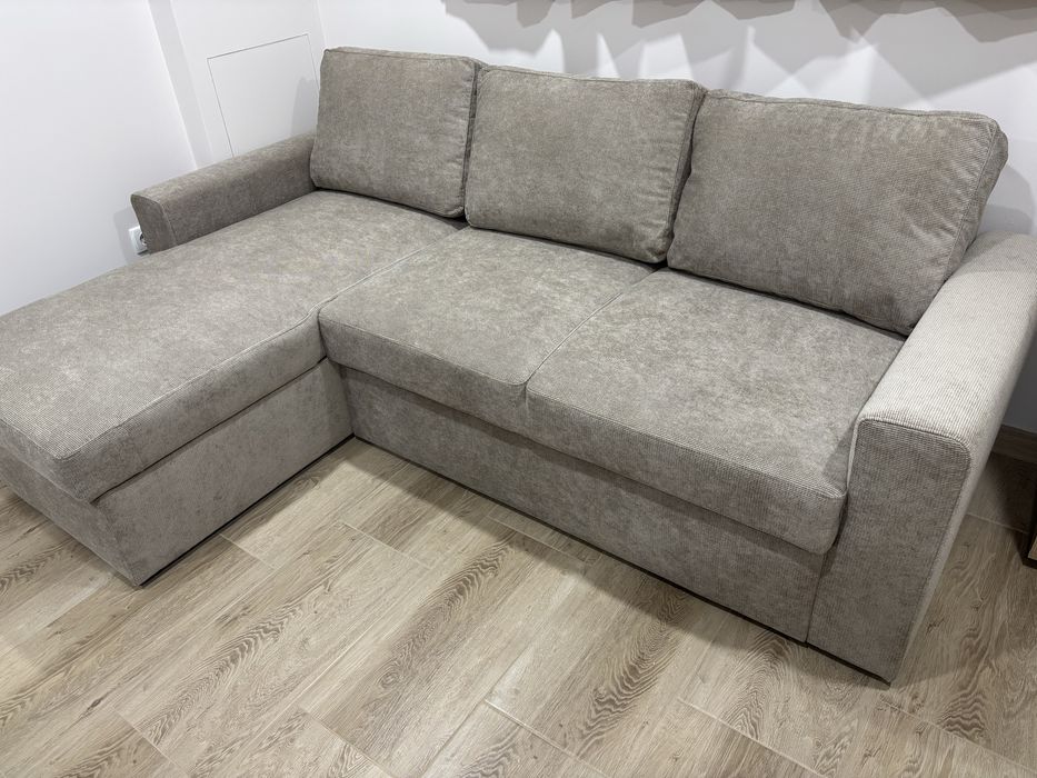 Разтегателен ъглов диван