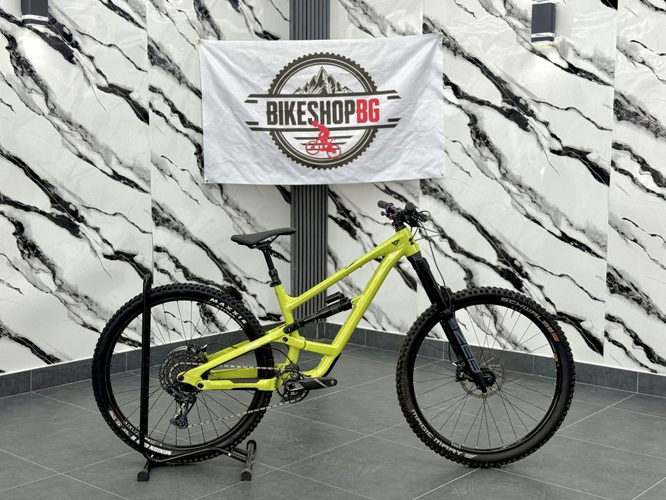 Yt Capra M размер 29 цола 1х12 Sram GX