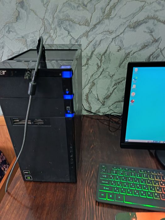 Продам Компьютер acer