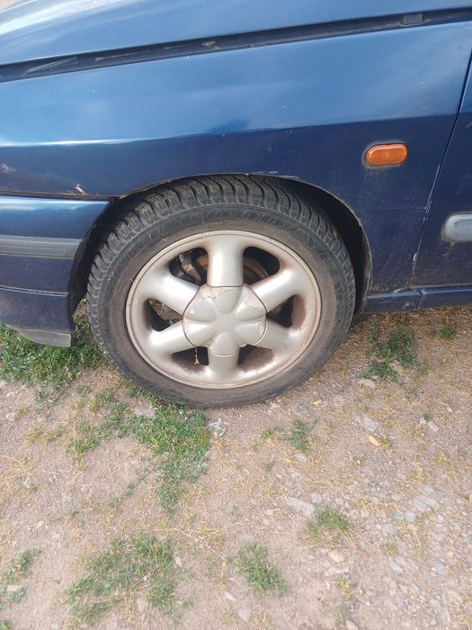Джанти с гуми 15 цола за Рено