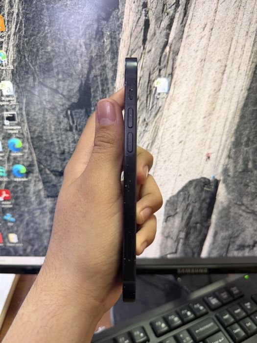 Продам и обмен iPhone 12 64GB