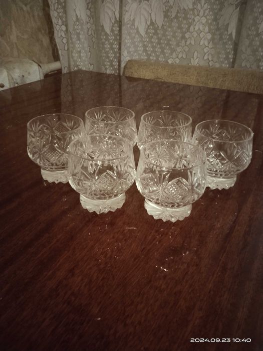 Стаканчики хрустальные