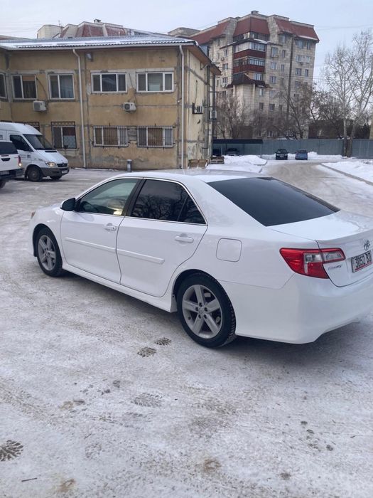 Toyota Camry Se (Xv 50)