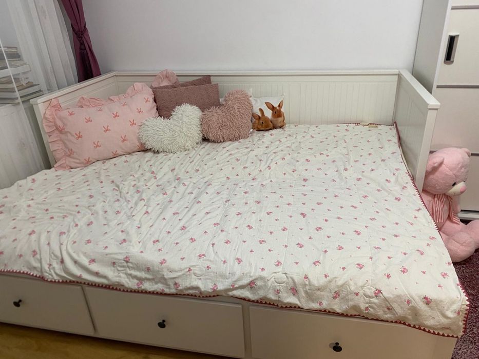 Vand pat mare divan