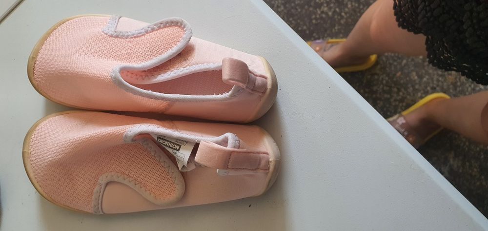 Обувки за момиче и сандали