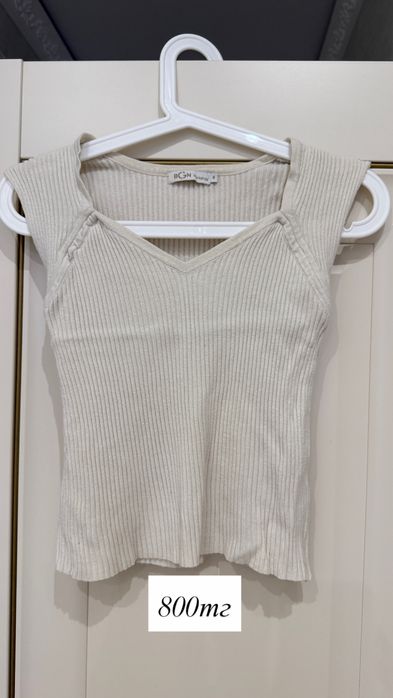 Женская одежда б/у (s размер) от 800тг