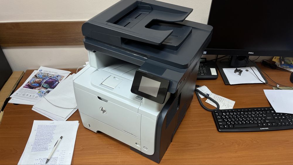 Wi-Fi МФУ HP LaserJet Pro 500 M521dw