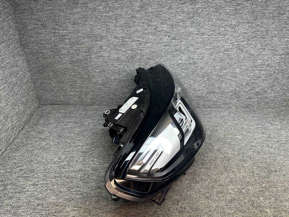 Far led adaptiv dreapta BMW X1 U11