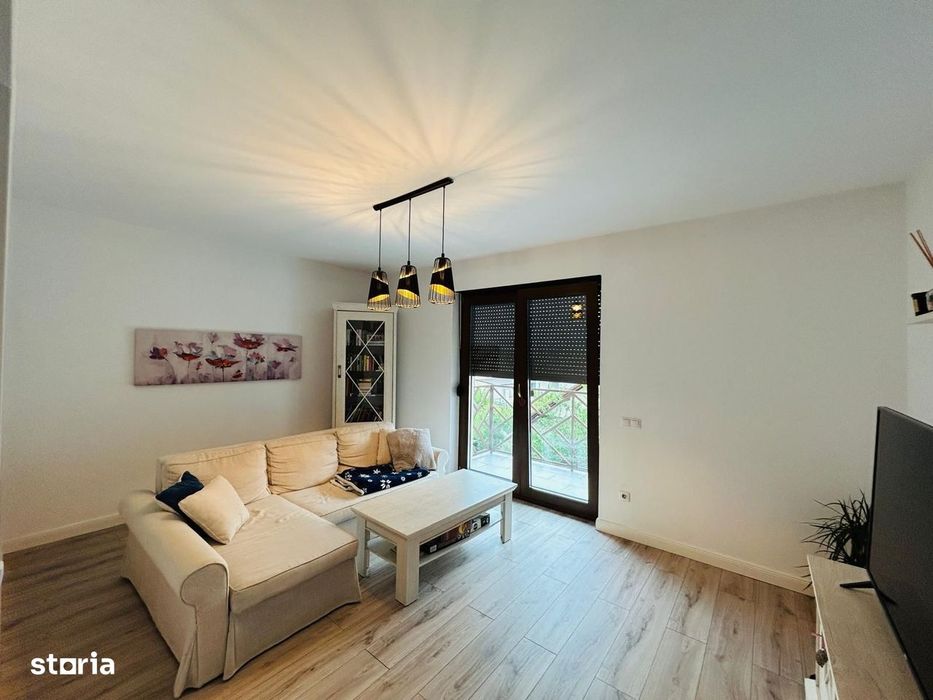 Apartament 3 camere cu POD amenajat - zona Simpa, C. Arhitectilor