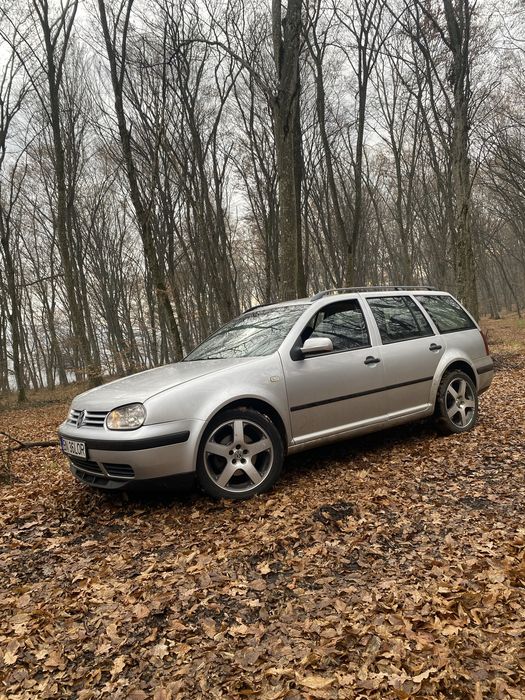 Volkswagen Golf 2004 diesel, 1.940 € — imagine 4