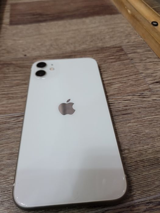 iPhone 11  (holati ideal)