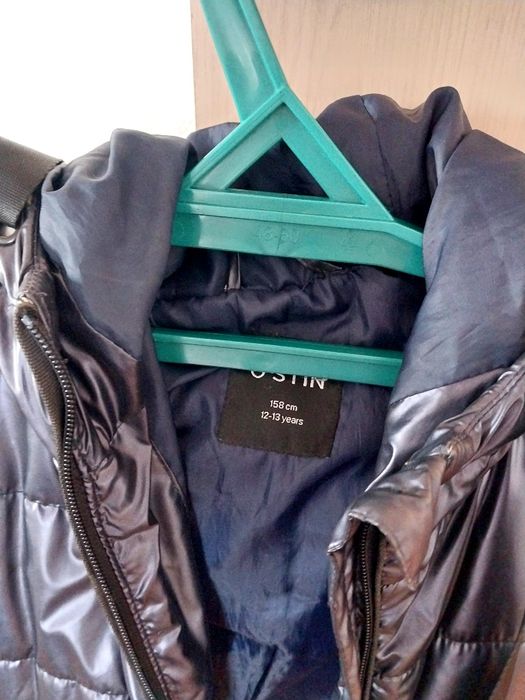 Продам весеннюю куртку