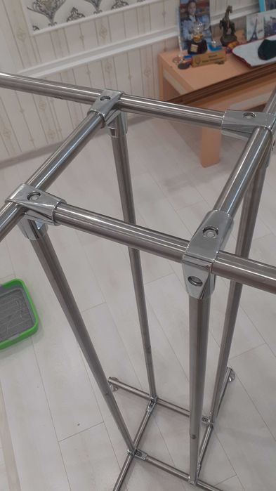 Вешалка напольная