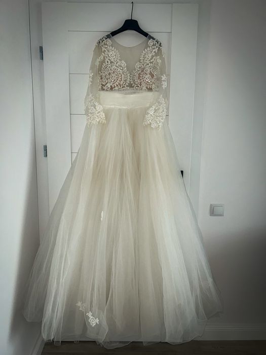 Vand rochie de mireasa