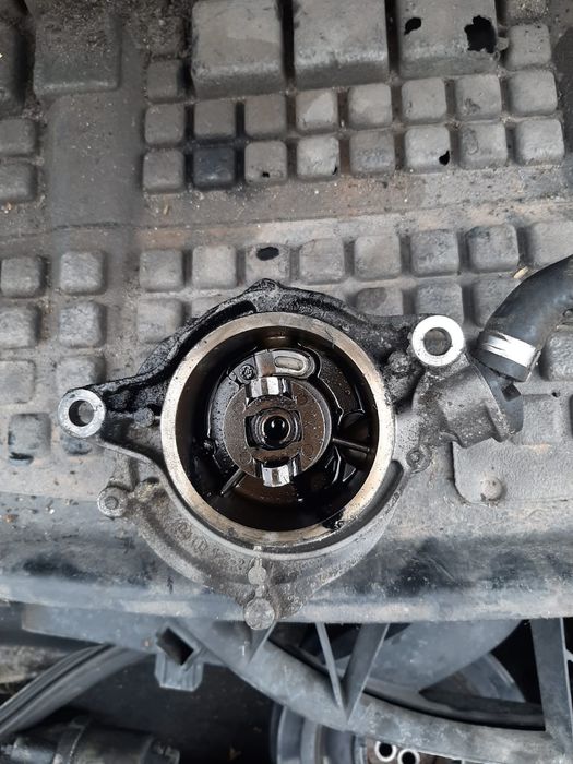 Pompa vacuum BMW E60