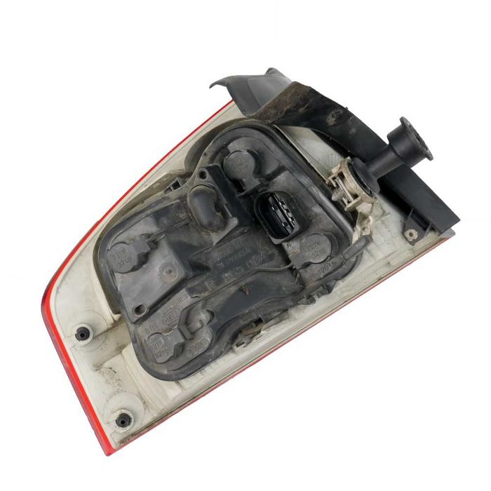 Десен външен стоп AUDI A4 (B7) 2004-2008 ID: 143272