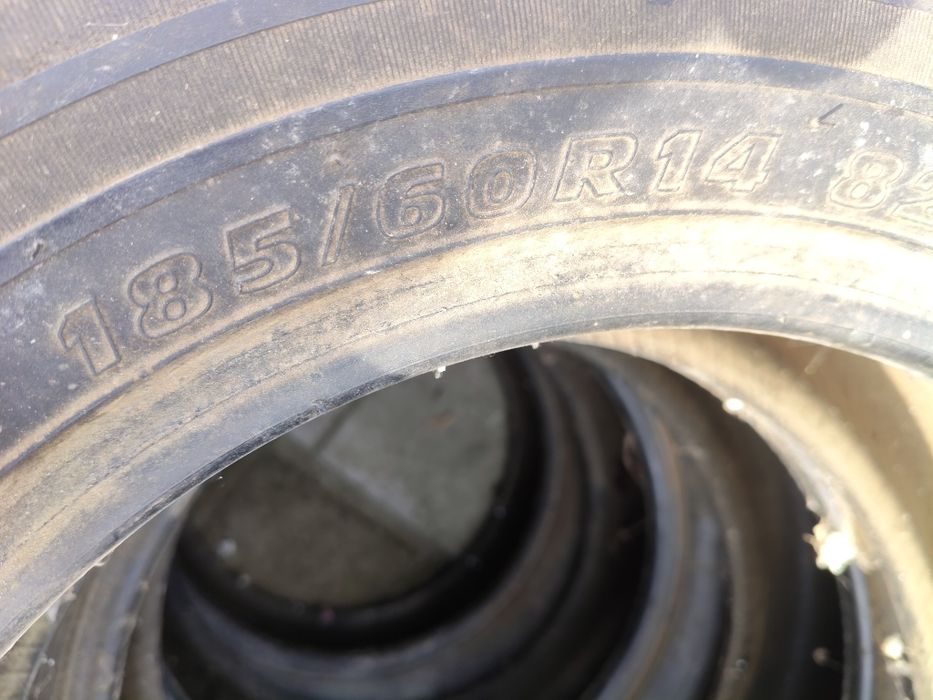 Genti auto second ,165/70/14.Plus bonus 4 cauciucuri second 185/60/14