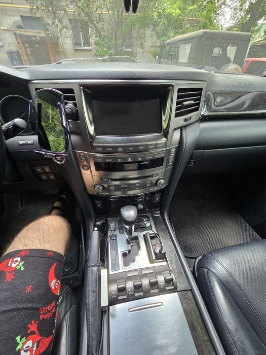 Продам Lexus Lx 570