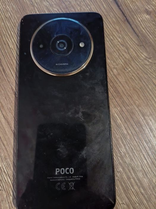 Продам телефон POCO