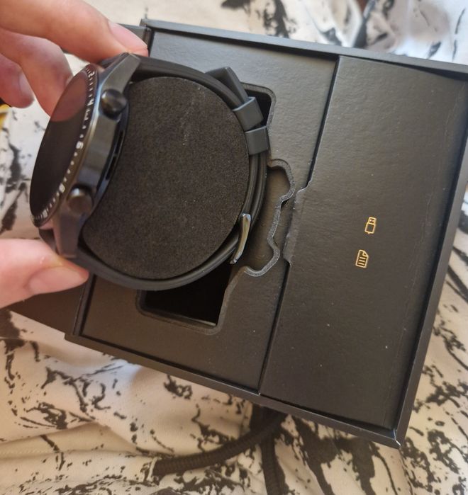 Vând Huawei watch gt2