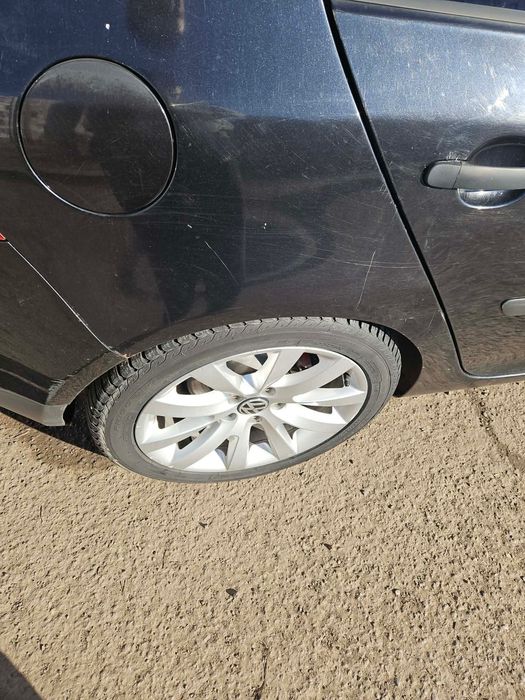 Голф 5 1.6 102 коня