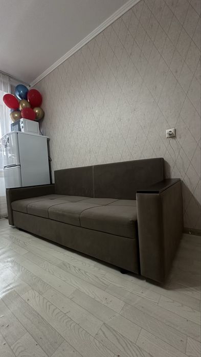 Продам диван за 23 тыс есть торг