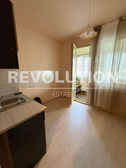 Двустаен апартамент  в гр.Варна, Младост!