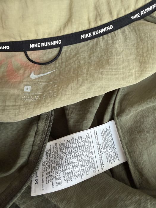 Яке дамско Nike ТОП