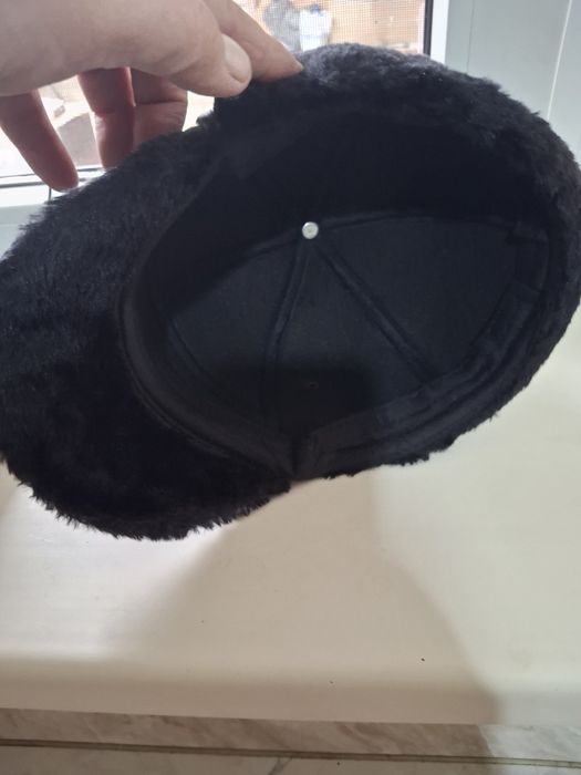 Продам шапку срочно