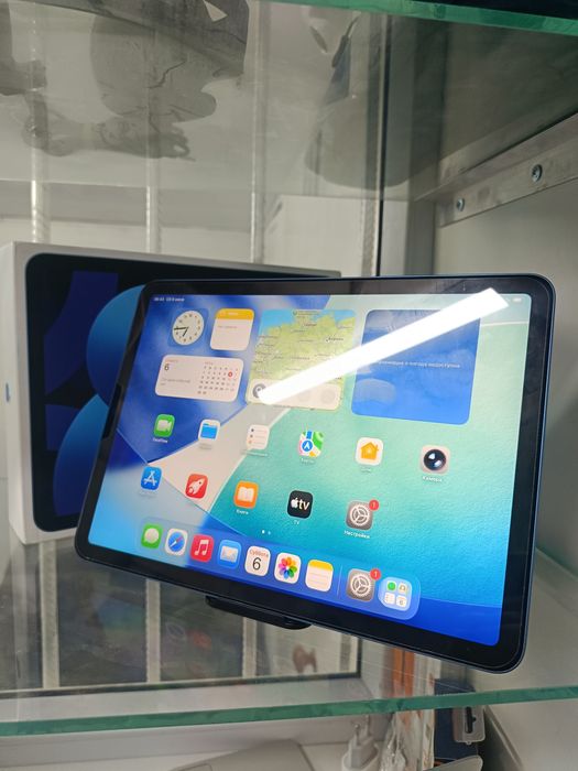 iPad air 5th generation 64gb Wi-Fi