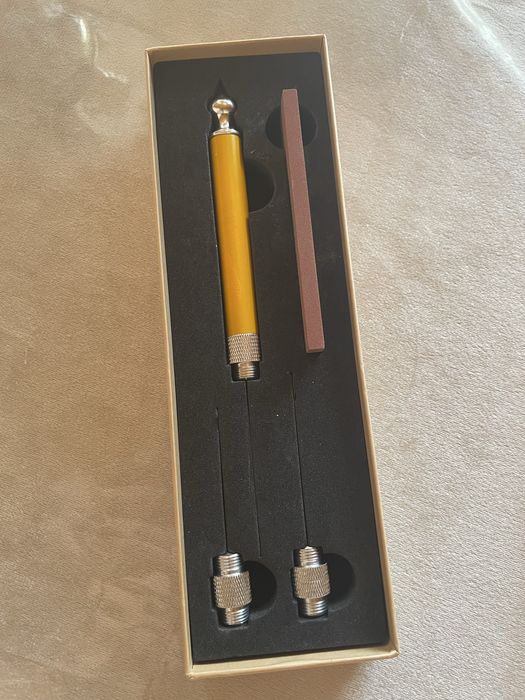 Karving pichoq original
