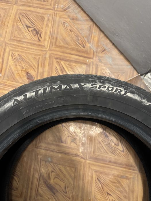 Лятна гуми 1 бр 215/55/17. GENERAL 20 лвима една лепенка.