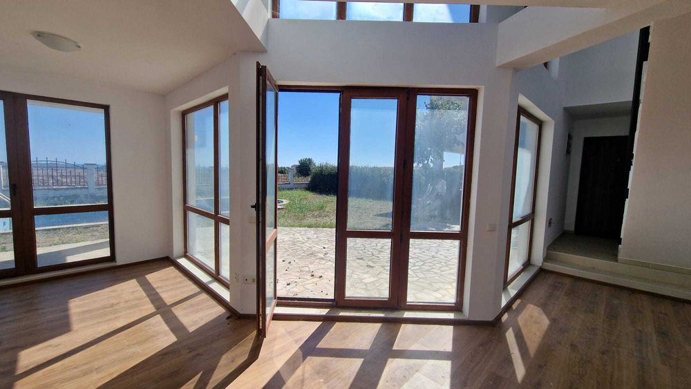 Продава се Къща в Ахелой - 180 кв.м за 700 €/кв.м - Снимка #4