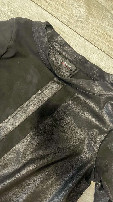 Черна велурена рокля/туника Negative