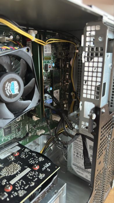 PC HP SFF | i5 9400 | GTX 1650 | 16GB RAM | 256GB NVME SSD 1TB HDD