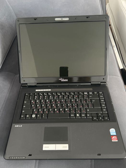 Fujitsu Siemens Amilo Pi2540