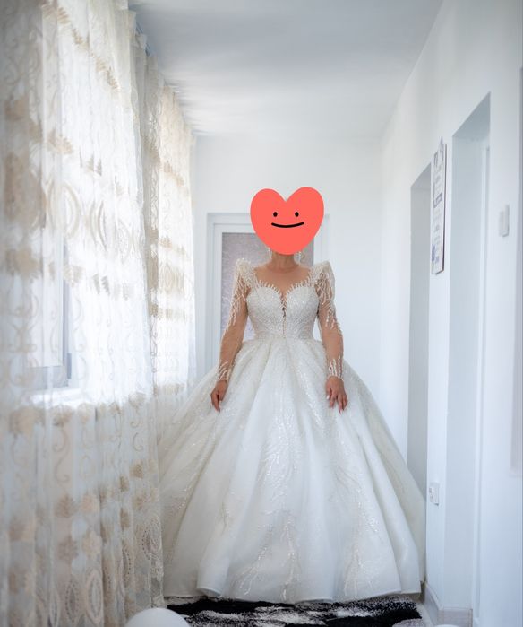 Vind rochie de mireasa